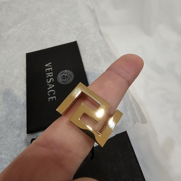 NEW VERSACE Ring - Picture 2 of 6